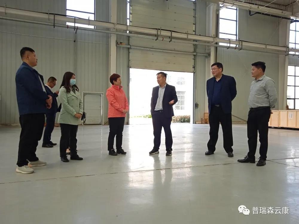 ������һ��Ժ���I(l��ng)��(d��o)�W�R����ɭ���^�������t(y��)������ƽ�_(t��i)�٫@�϶�